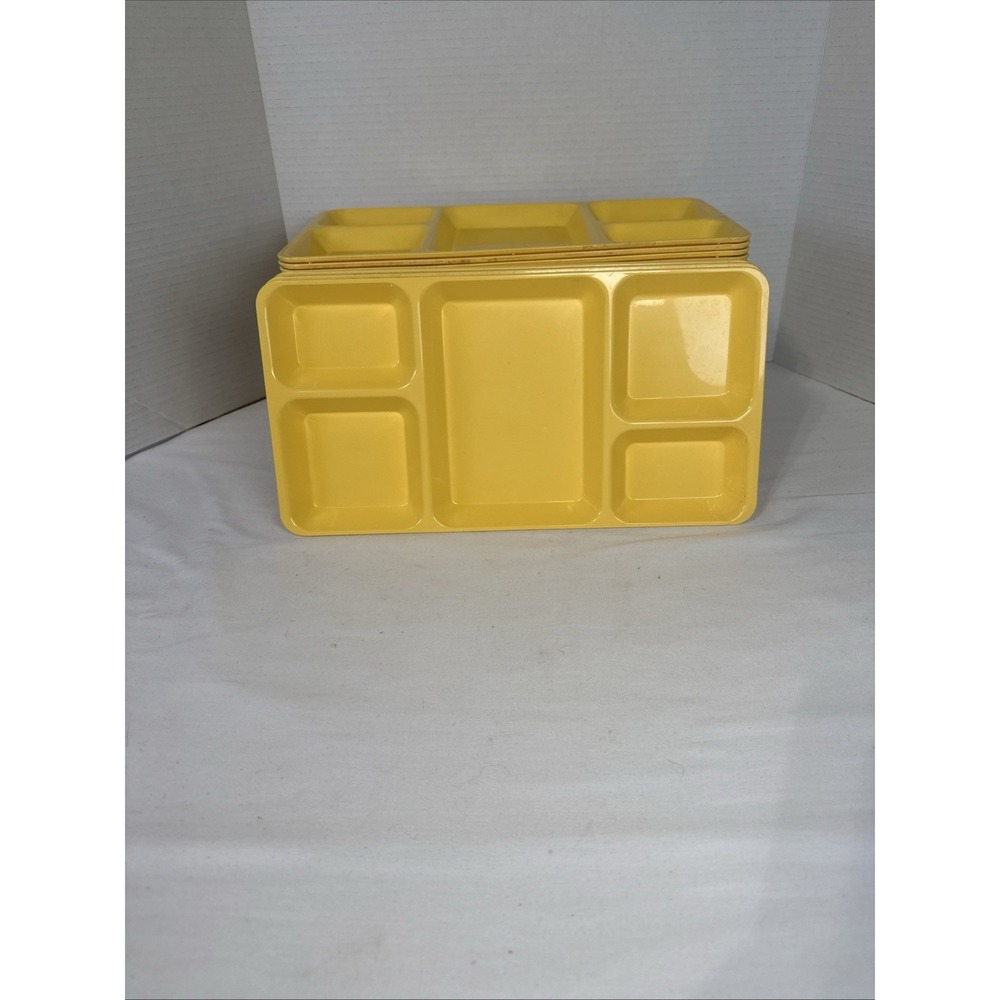 Vtg.Silite 620  Lunch Cafeteria/ Day- Care Trays USA MADE 5 Compartment 12 Ct.